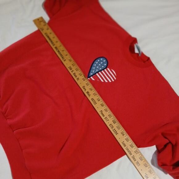 VTG MCC ENERGY sportswear XL MADE IN THE USA red heart flag Americana sweatshirt - Picture 4 of 9